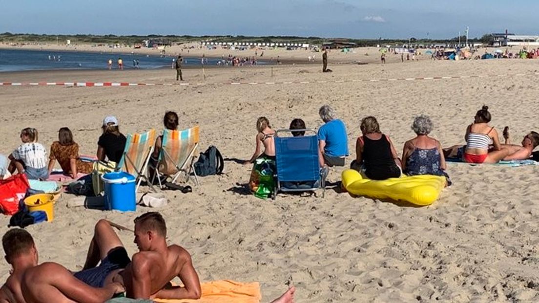 Explosieven gevonden (en tot ontploffing gebracht) op strand Vrouwenpolder