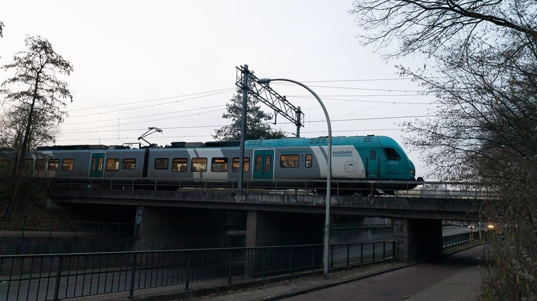 De internationale trein tussen Hengelo en Bielefeld