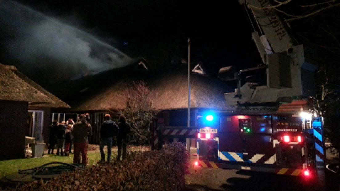 In een woning aan de Corleseweg in Winterswijk heeft maandagavond een grote brand gewoed.