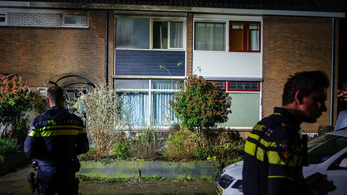 Politie onderzoekt explosie en brand bij woning Odijk, opnieuw opzet in het spel