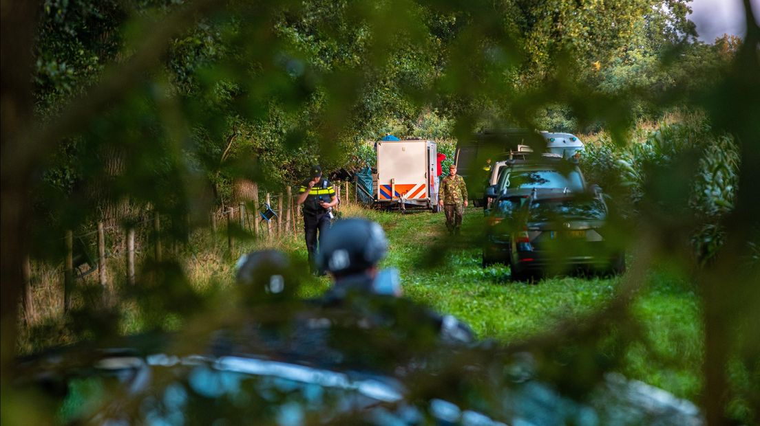 Politie doet onderzoek naar wapenvondst in Zwolle