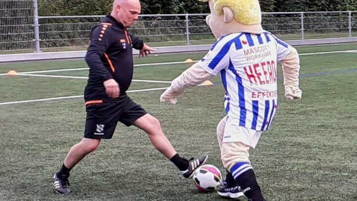 Heero trapet in baltsje mei âld-trainer Johnny Jansen