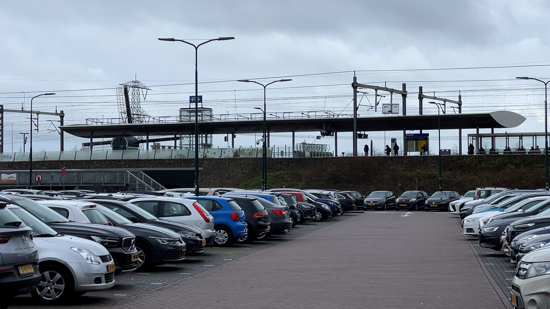 Slagbomen staan al bij Breukelen, rechter gaat beslissen over betaald parkeren