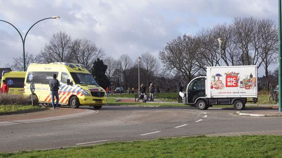 Fietser uit Bunschoten overleden na aanrijding met busje. Fietser uit Bunschoten overleden na aanrijding met busje.