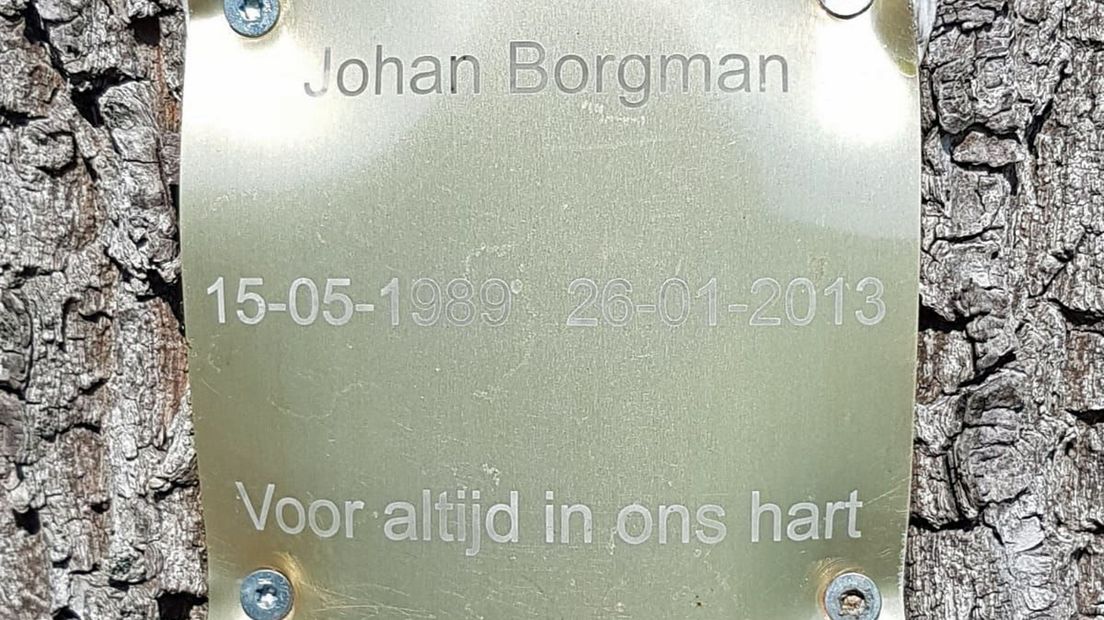Het verdwenen gedenkplaatje