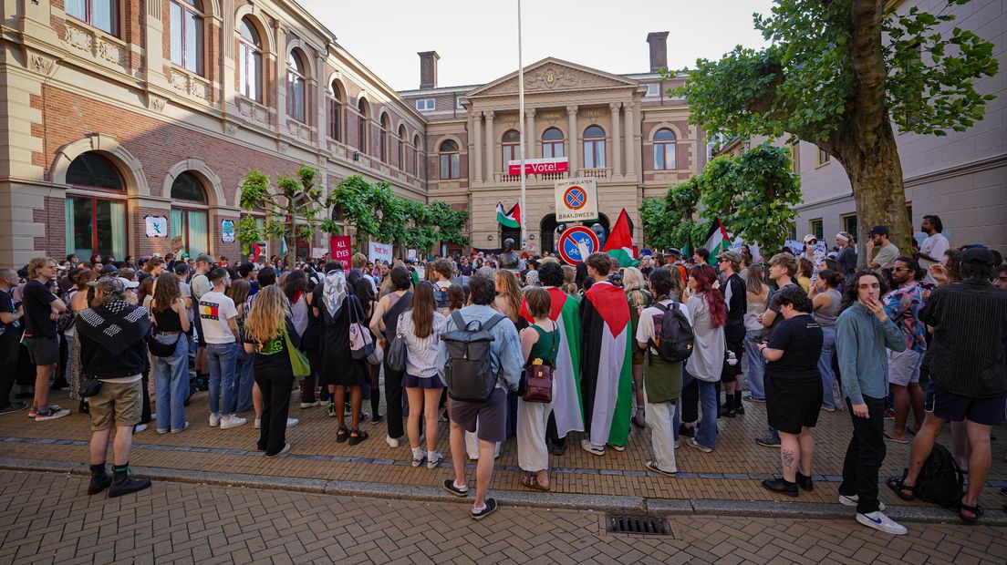 RUG wil in gesprek met anti-Israël betogers, 'maar dat is helaas niet mogelijk'