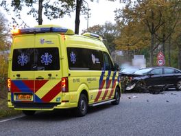 Ongeluk in Assen, twee personen naar ziekenhuis