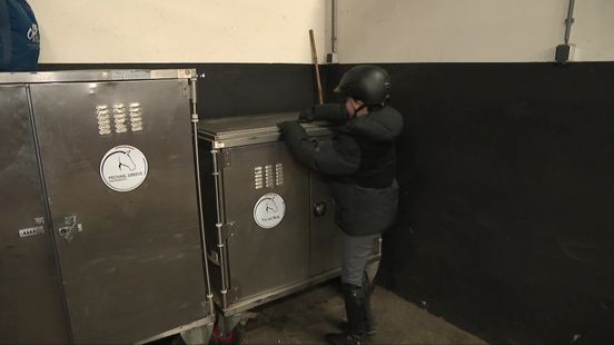 Tim ten Berg (12) leeft z'n droom onder vleugels van topspringruiter Michael Greeve