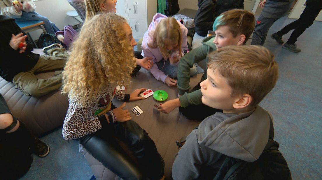 Spelletjes in plaats van blauwe schermen in de pauze