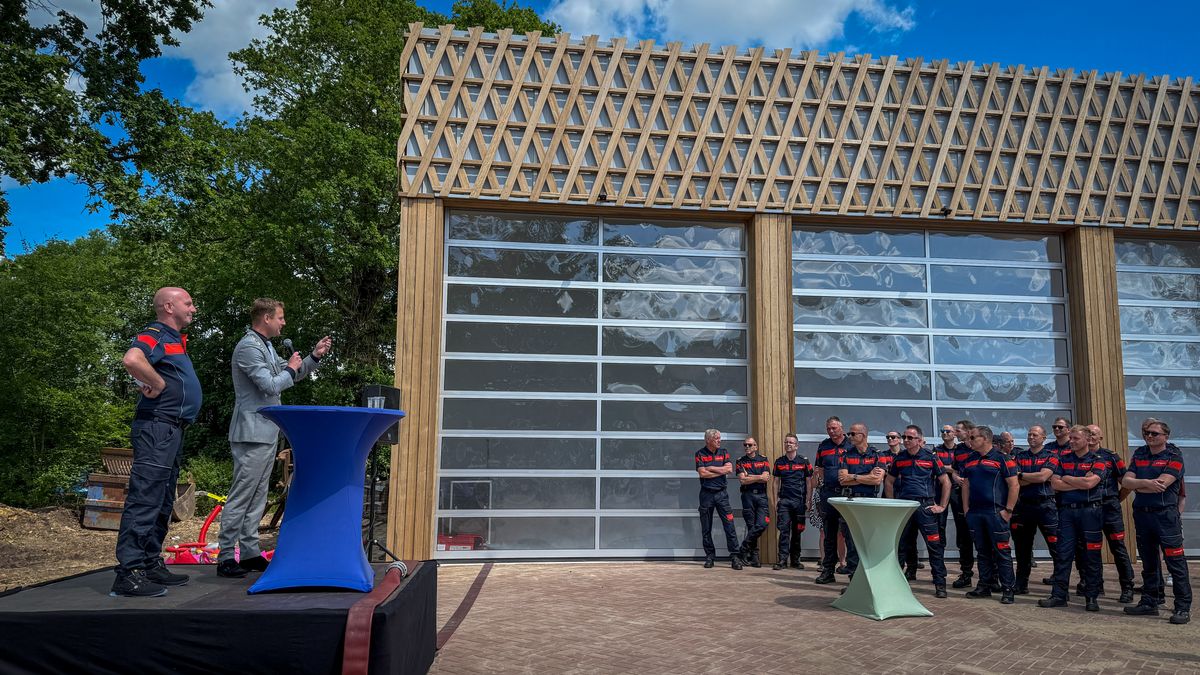Brandweer Havelte hoeft niet meer eerst ijs van de ramen te bikken: 'Om 02.00 uur is dat echt niet g