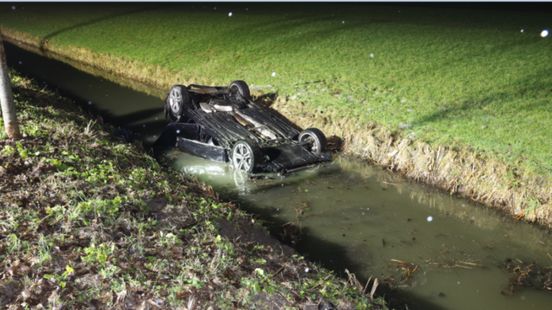 Uur vertraging op A27 door ongeluk bij Gorinchem | Winkelcentrum Cityplaza ontruimd vanwege pepperspray. Uur vertraging op A27 door ongeluk bij Gorinchem | Winkelcentrum Cityplaza ontruimd vanwege pepperspray.