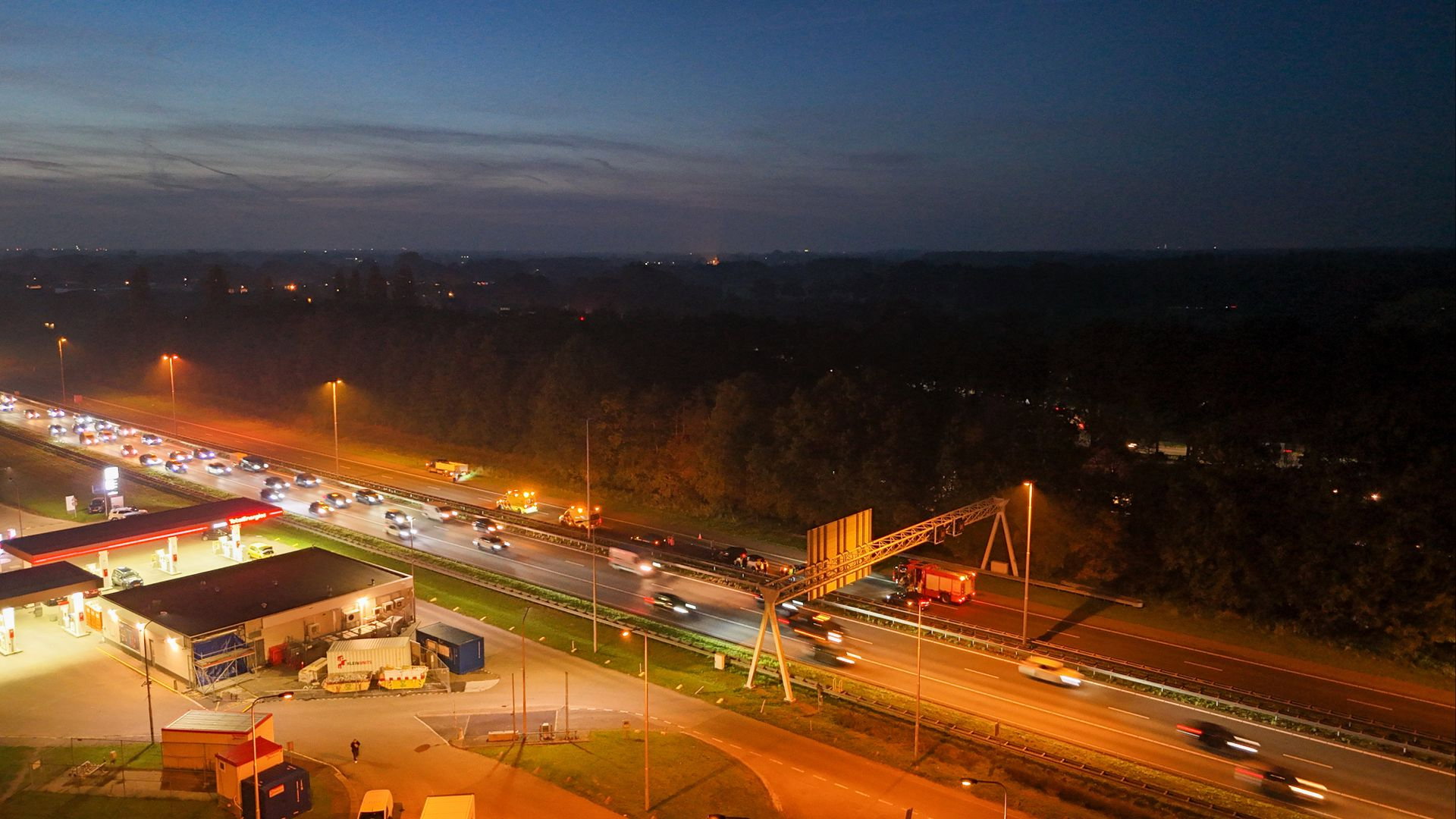 Foto: A1 richting Amersfoort dicht door ongeval
