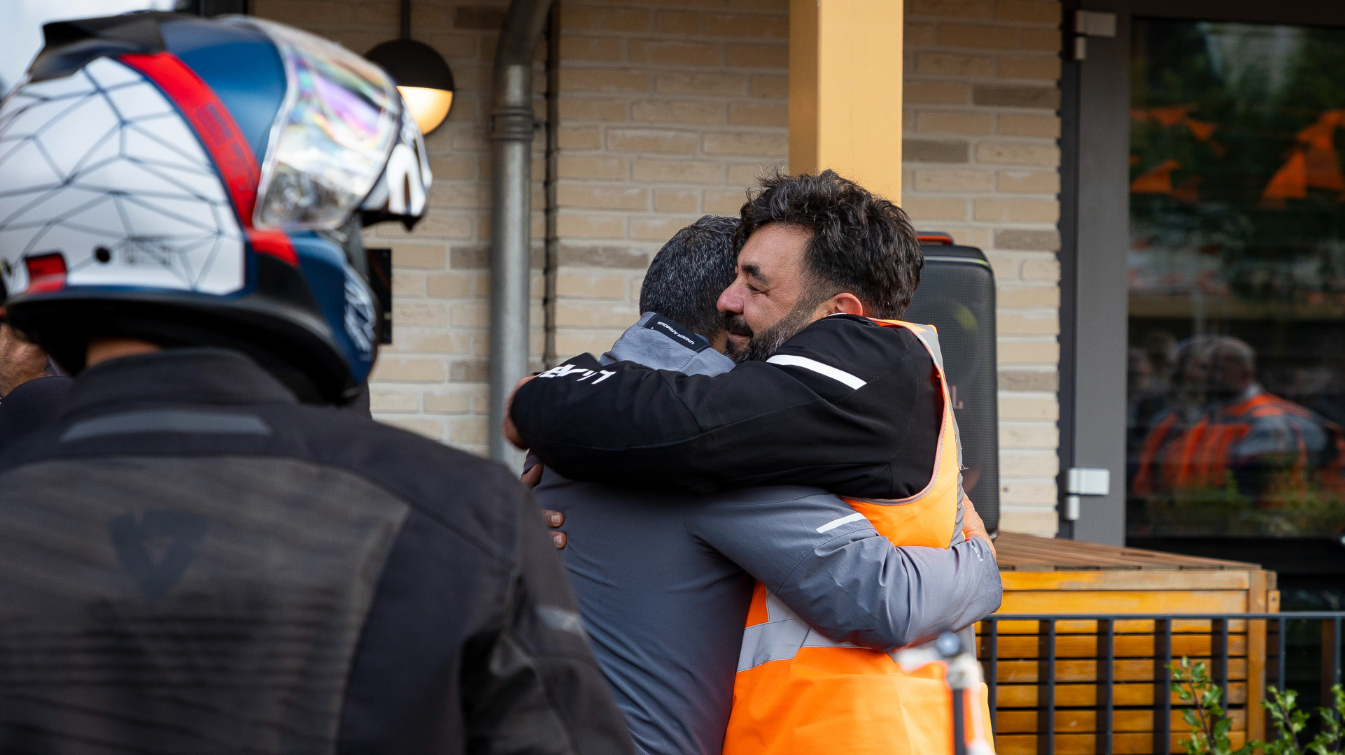 Emoties bij deelnemers aan de ride-out en familieleden van Miraç