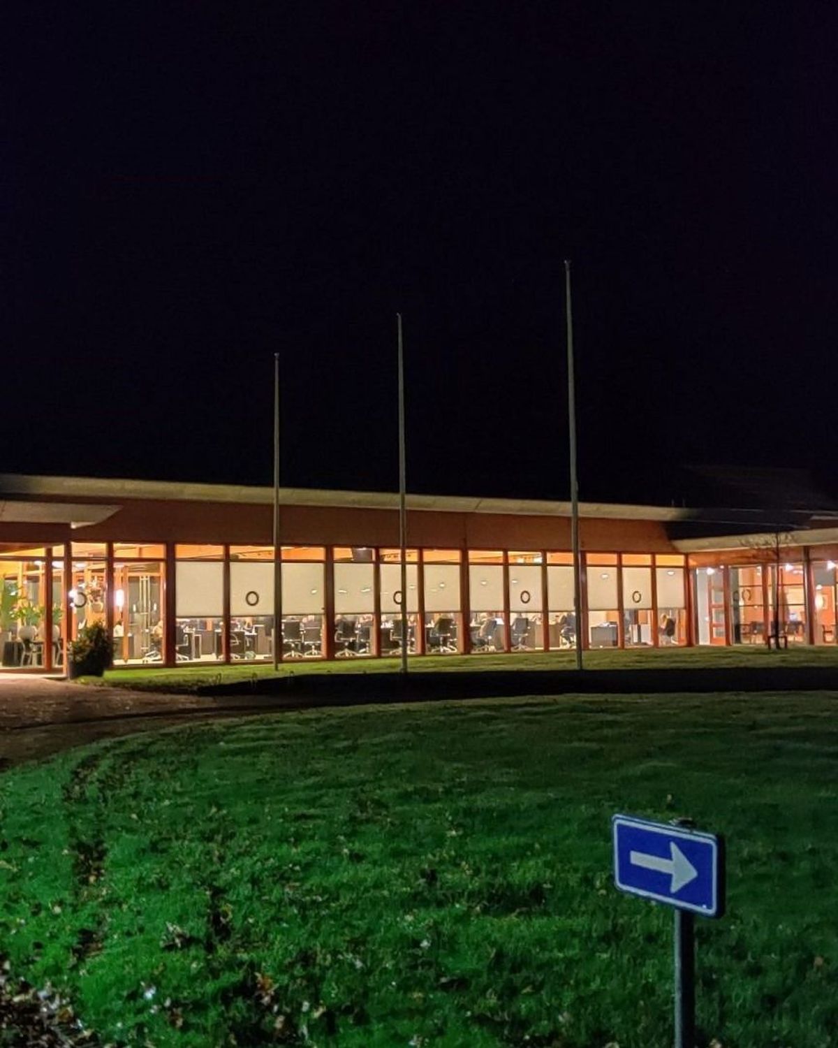 Gemeentehuis in Kollum verkocht Omrop Fryslân