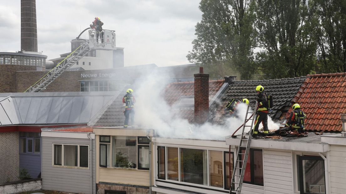 Bij de brand kwam veel rook vrij