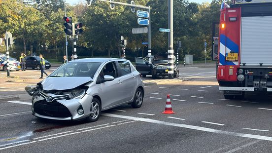 Botsing leidt tot gewonde en aanhouding Home