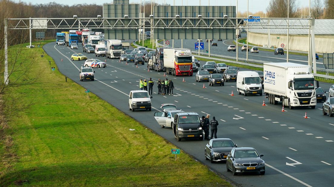 De politie heeft een verdachte aangehouden tijdens de grote politieactie.