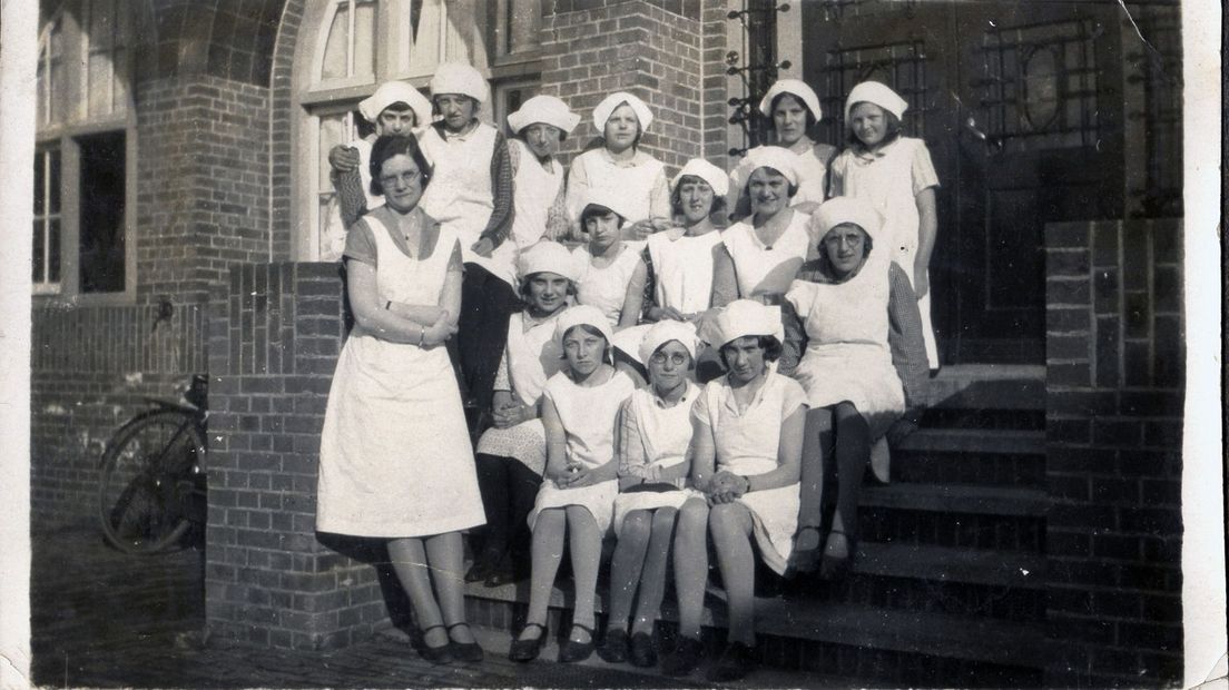 Meisjesvakschool - Vakschool voor meisjes 1931.