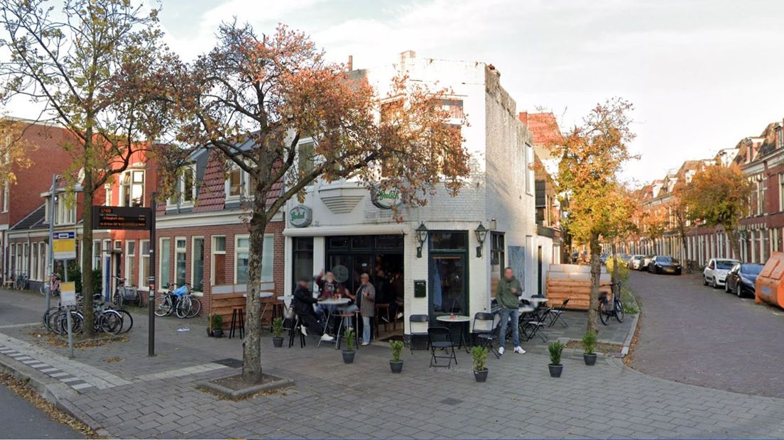 Het café aan de Meeuwerderweg in Stad