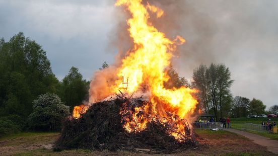 'Einde van een eeuwenoude traditie': organisatie stopt met paasvuur door regeldruk