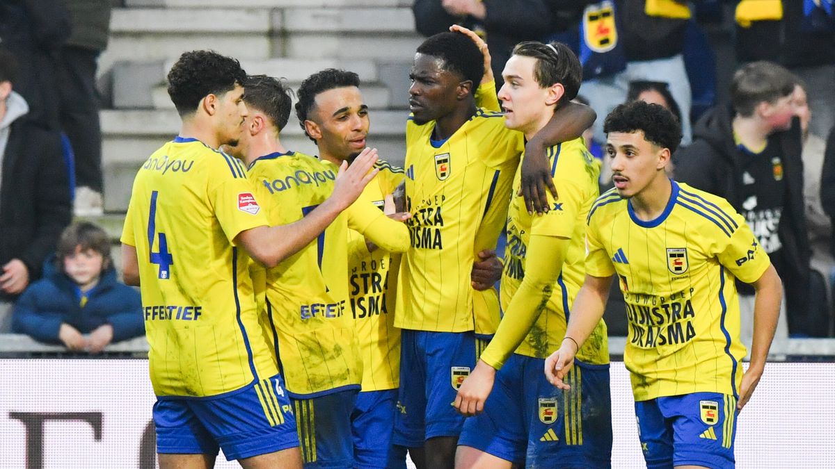 LIVE | Oscar Sjöstrand schiet Cambuur op voorsprong tegen Jong Utrecht (1-0)