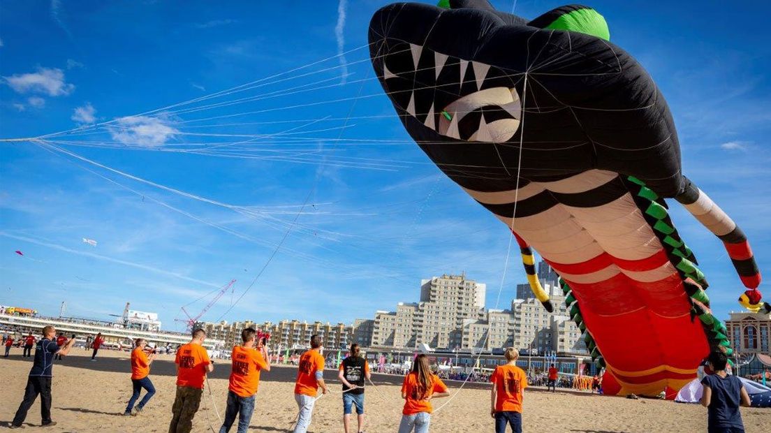 Vliegerfeest op Scheveningen