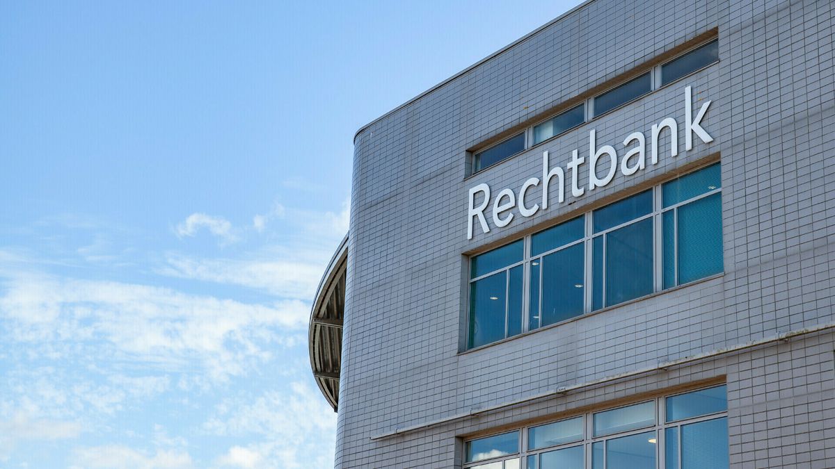 Geobsedeerde man die de ex-baas van zijn vrouw stalkte, krijgt taakstraf en contactverbod