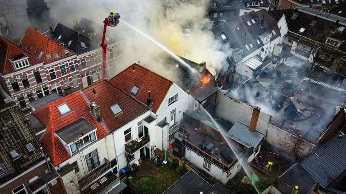 De brand in het pand aan de De Wiltstraat.