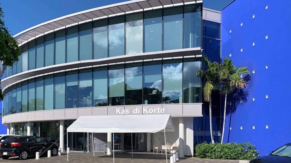 Het Paleis van Justitie op Curaçao