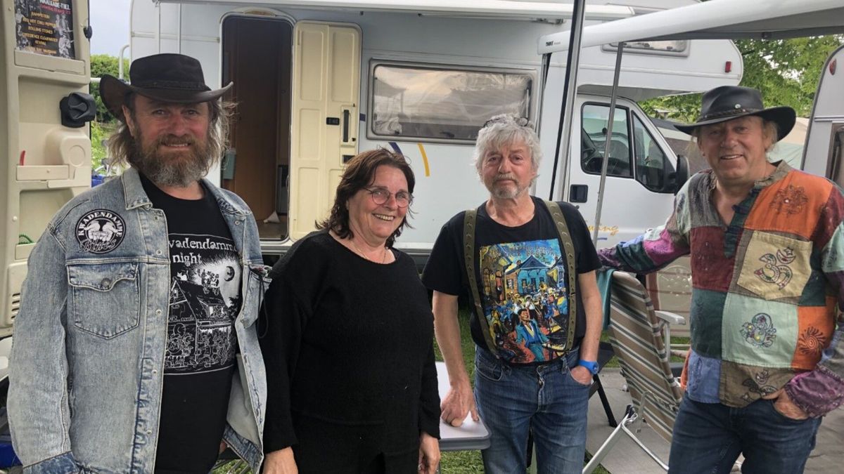 Rijen campers en regenjackies, het Bluesfestival gaat beginnen: 'Kwadendamme is een begrip hier'