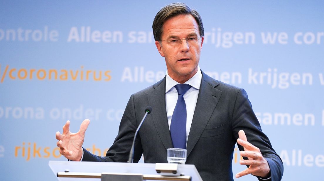 Mark Rutte tijdens de persconferentie