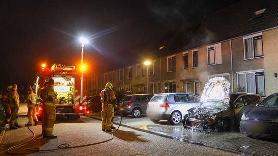 Autobrand in Ede • flinke schade bij botsing