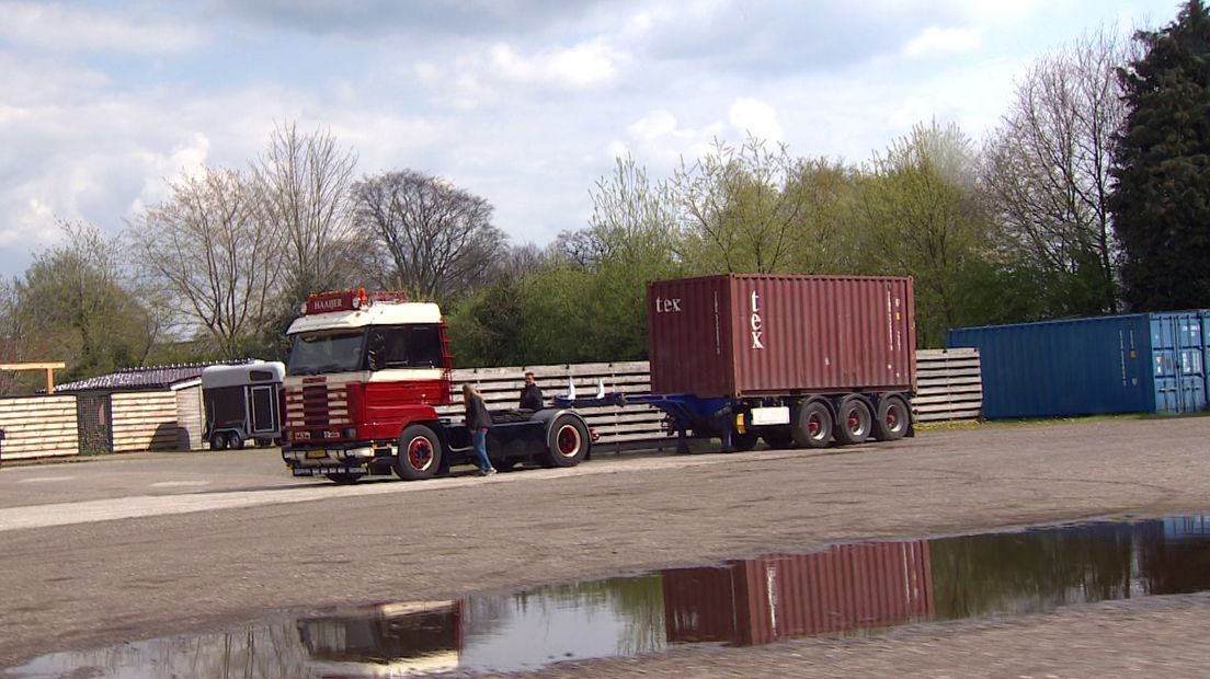 Derja Haaijer en haar Scania