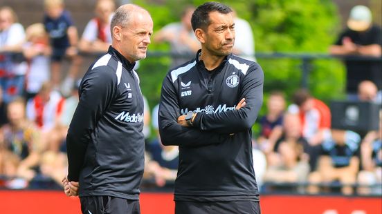 Hoe Feyenoord-trainer Van Bronckhorst tactisch groeide: 'Hij moest iets toevoegen aan Slot' Home
