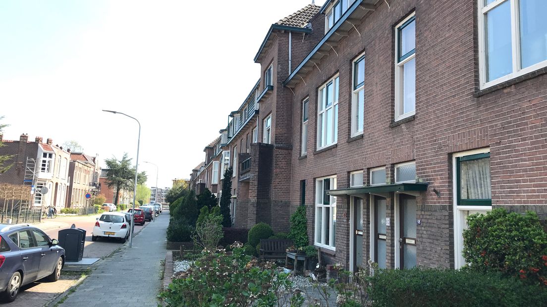 Het historische beeld van de Oranjestraat in Assen blijft, ondanks de verbetering van huizen (Rechten: Margriet Benak / RTV Drenthe)