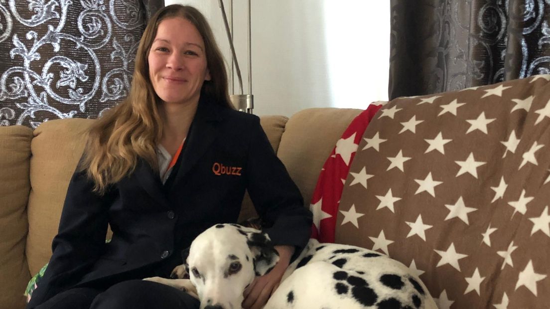 Buschauffeuse Sarah Velleman zit thuis en zoekt inmiddels een andere baan