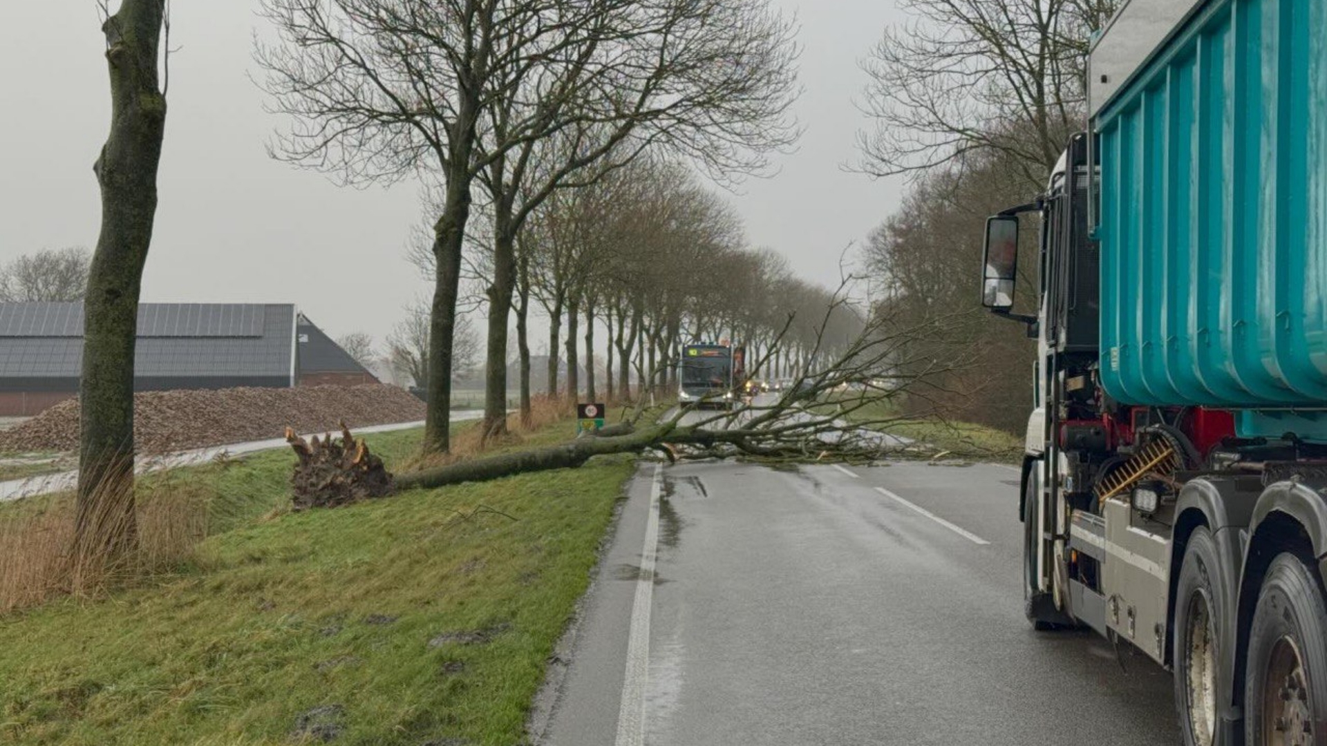 112-nieuws Donderdag 21 December: Bomen Omgewaaid In Hoogezand En Leens ...