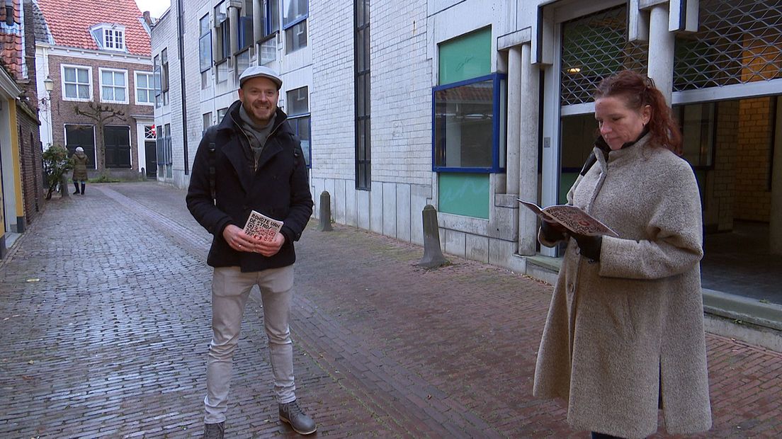 Patrick Mulder en Floor Visser bedachten de alternatieve culturele wandeling.