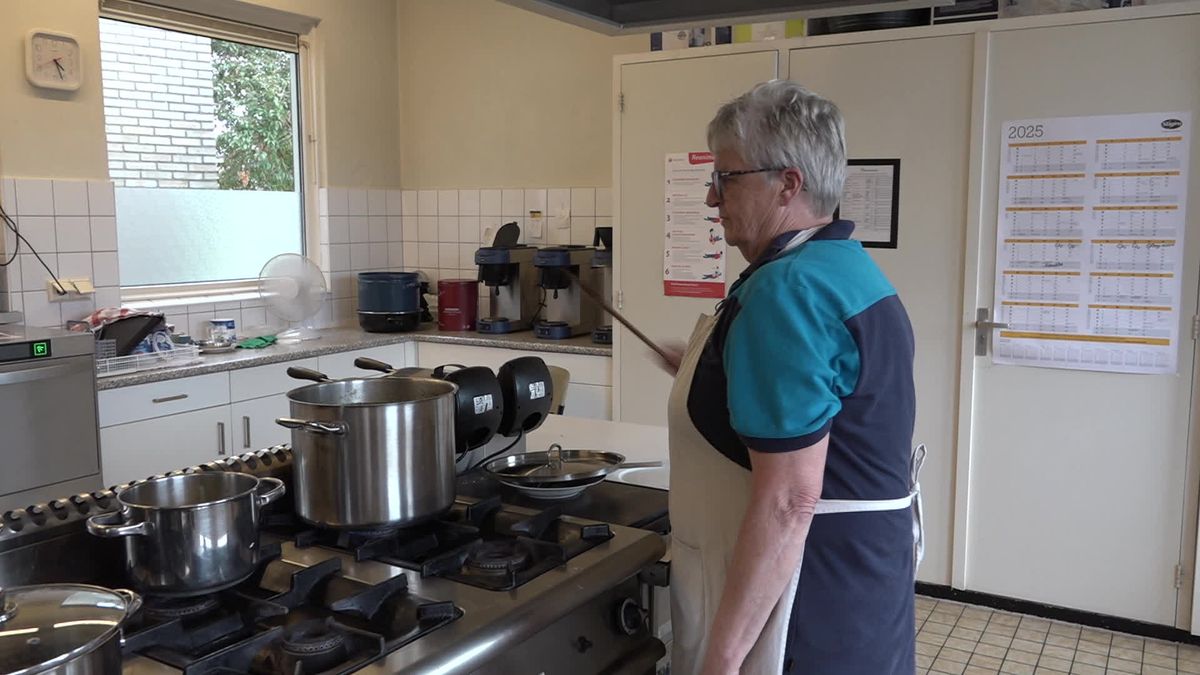 Kop soep recept voor samenbrengen jong en oud in dorpshuis in Klazienaveen