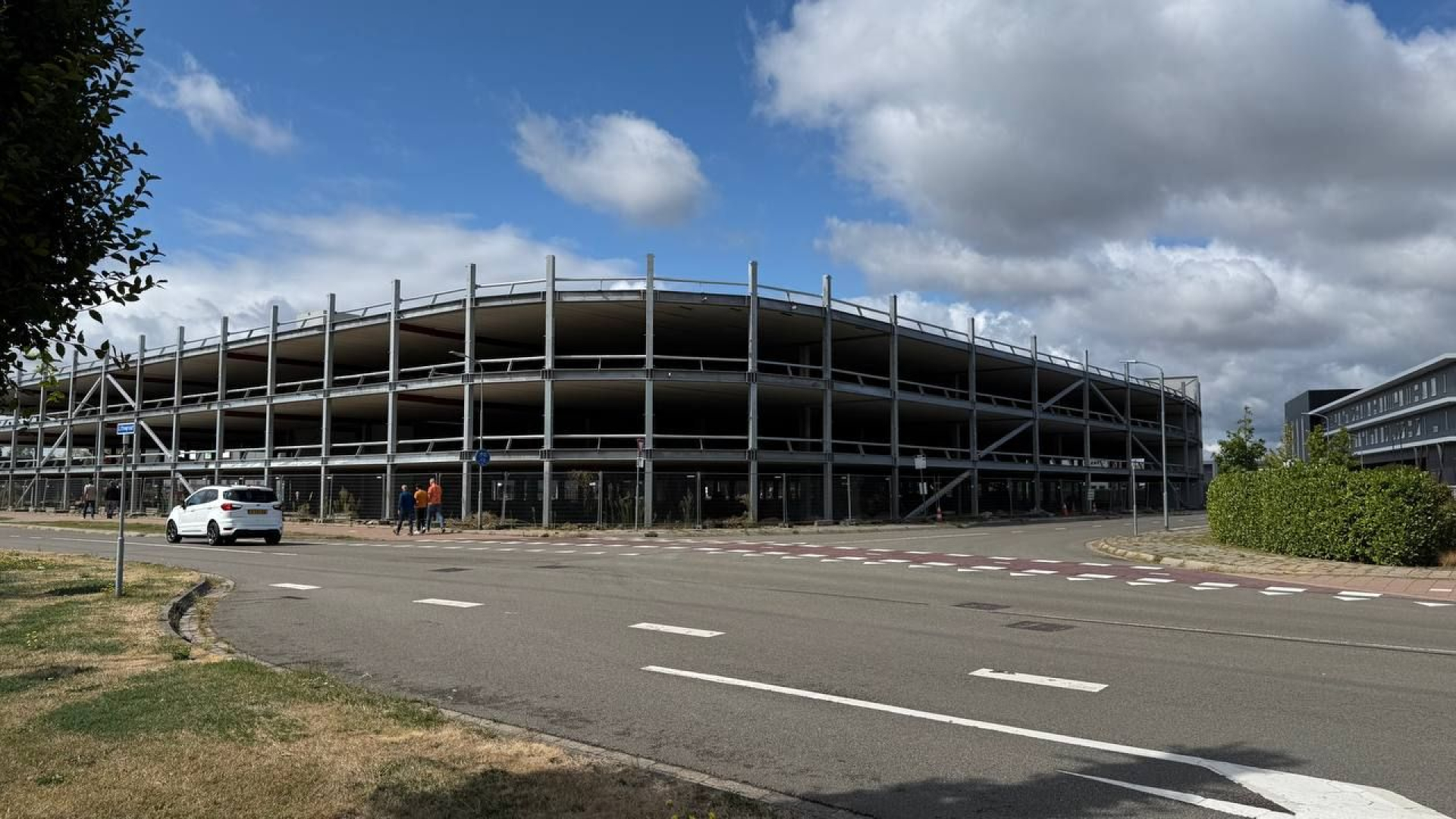 De nieuwe parkeergarage