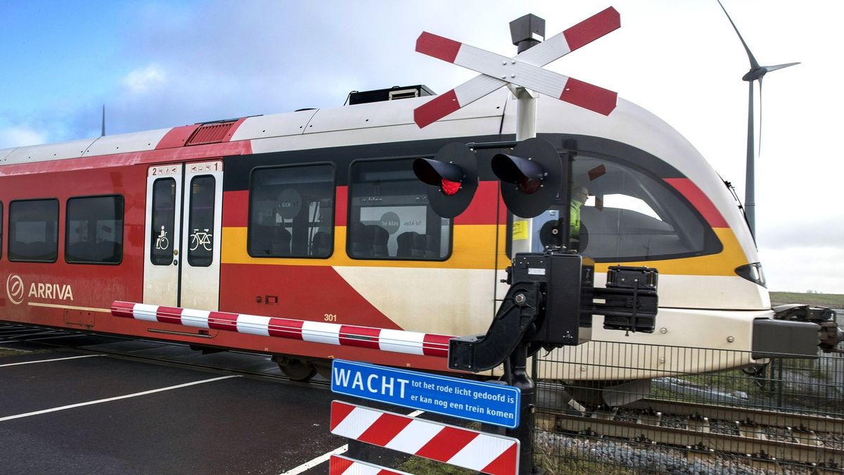 Provincie doet niets aan langere overstaptijd tussen Delfzijl en Randstad