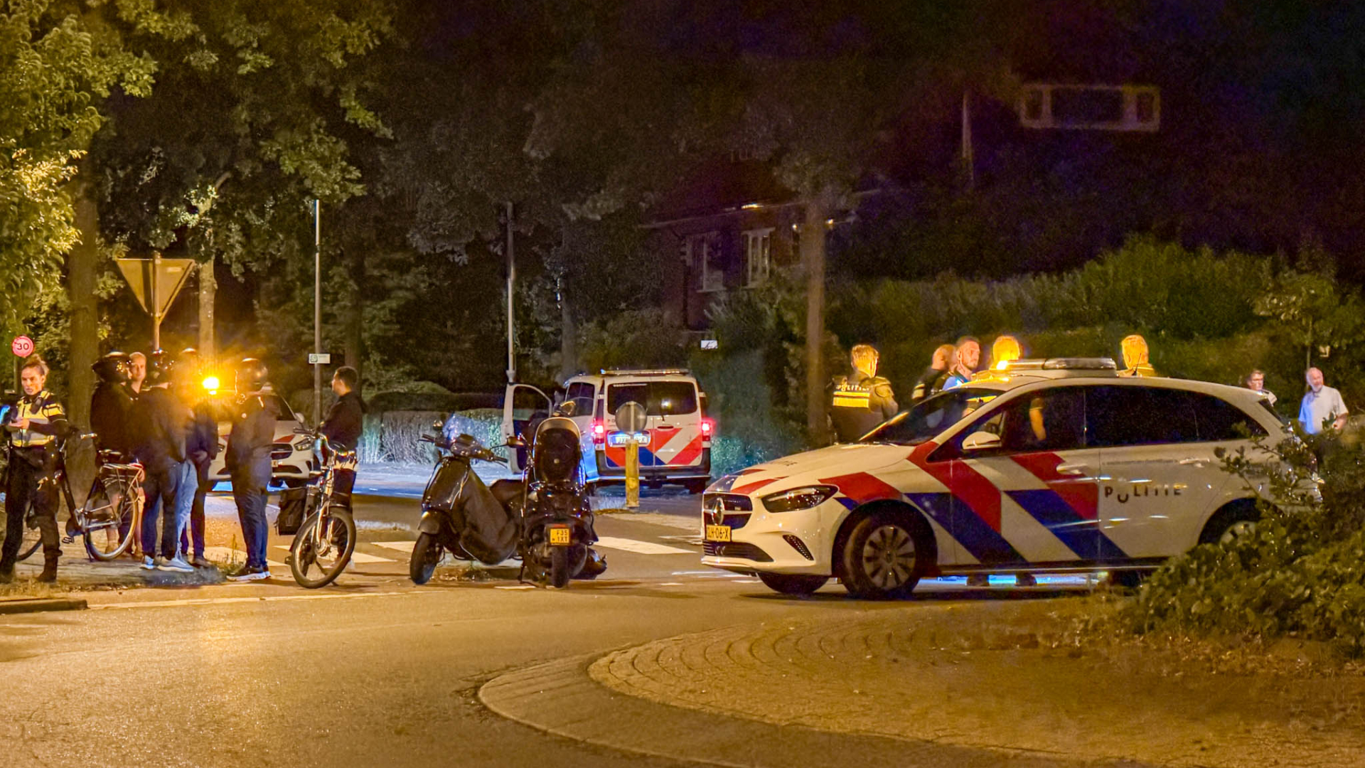 Man raakt gewond bij steekincident in Amersfoort, veel politie op de been