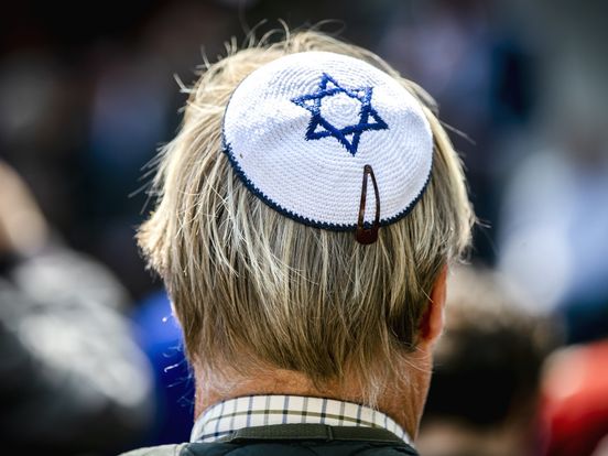 Oud-militair beledigt structureel Joden in groepschats: 'Hij tastte hun eer en waardigheid aan'