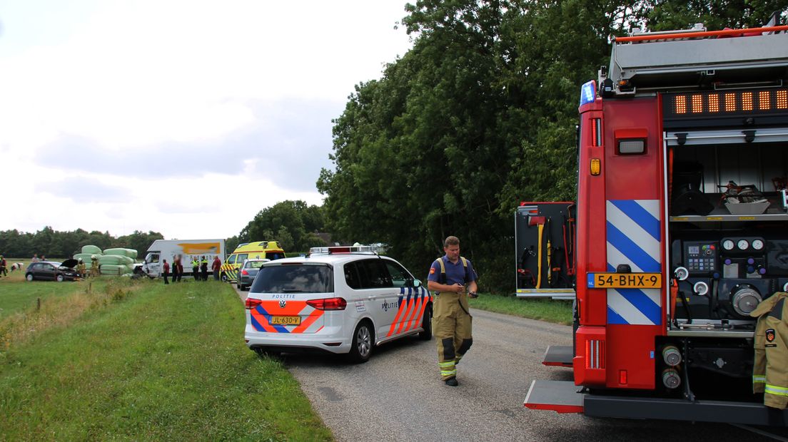 Het ongeluk gebeurde op de Asserweg in Hooghalen (Rechten: Persbureau Meter)