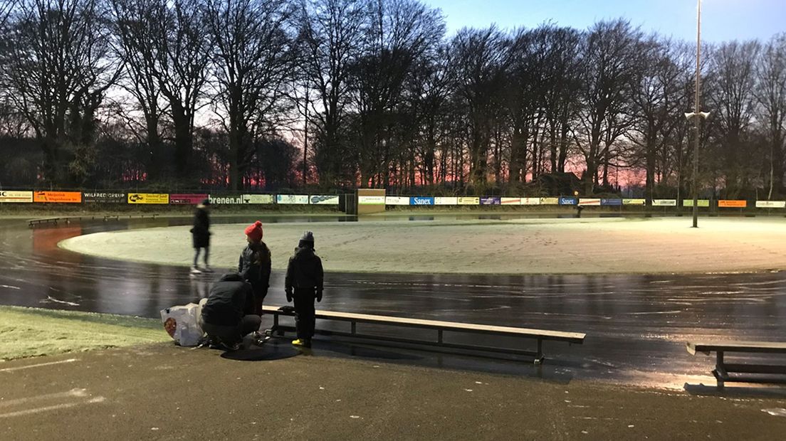 Alleen kinderen mogen vandaag de baan op.