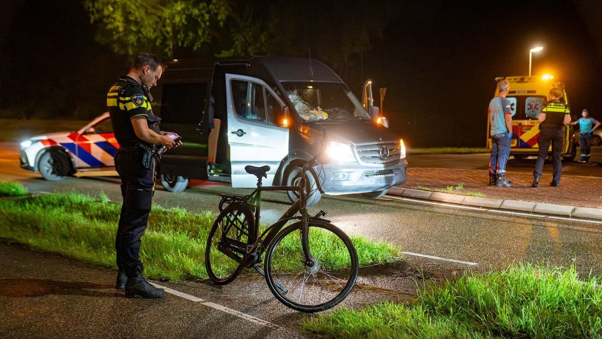 Fietser gewond bij aanrijding in Deventer