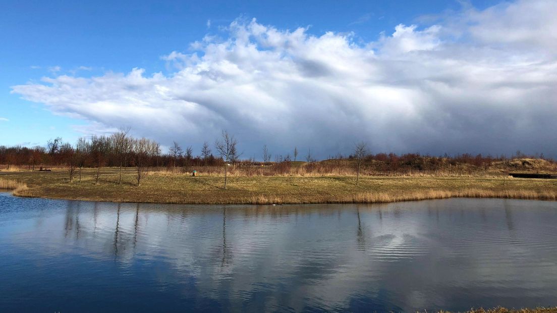 Buien verdwijnen en het klaart op boven Kloetinge