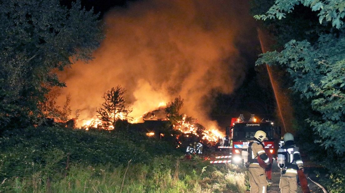 Schuur vol hooi bij Kapelle gaat in vlammen op