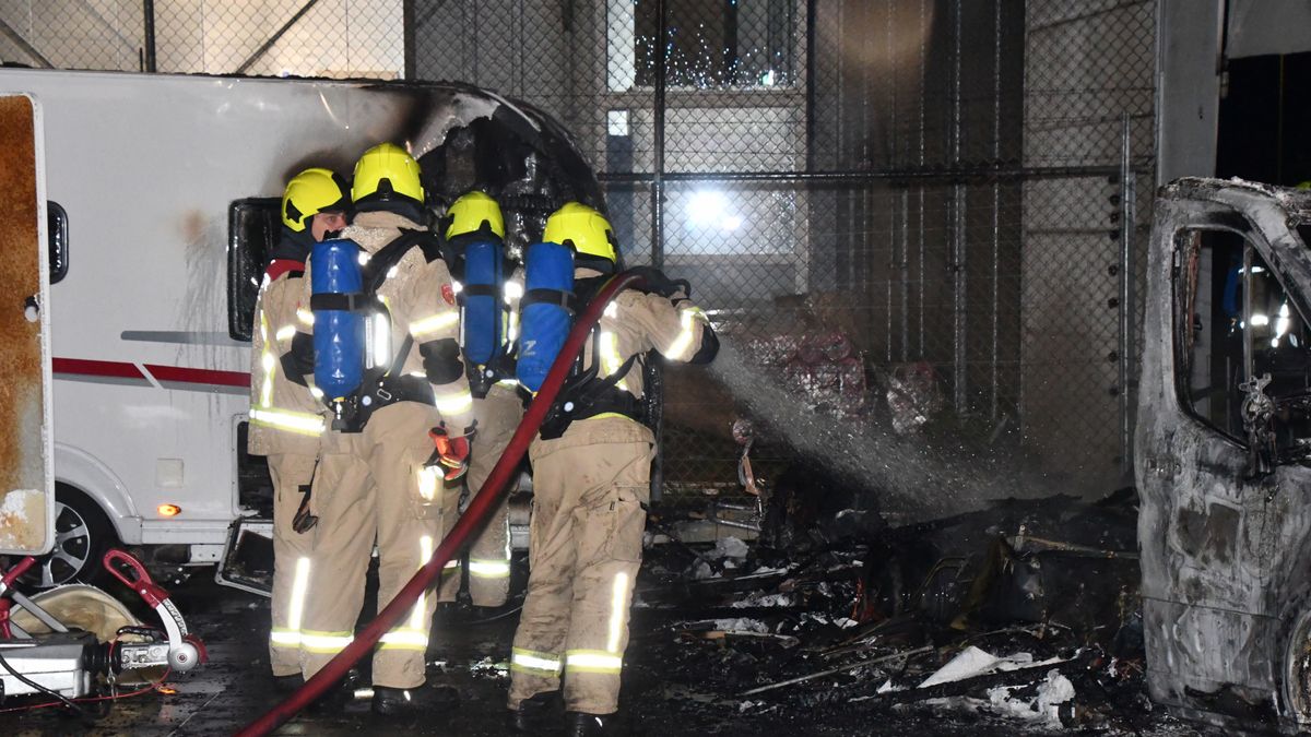 Brand bij kampeerwinkel Heinkenszand mogelijk aangestoken