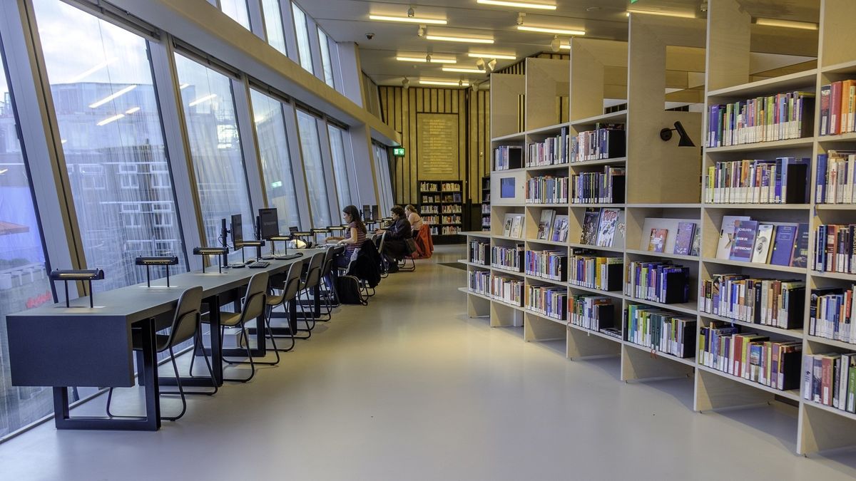 Gratis boeken lenen voor jongeren in Forum Groningen is een succes: 'Nog geen campagne gevoerd'